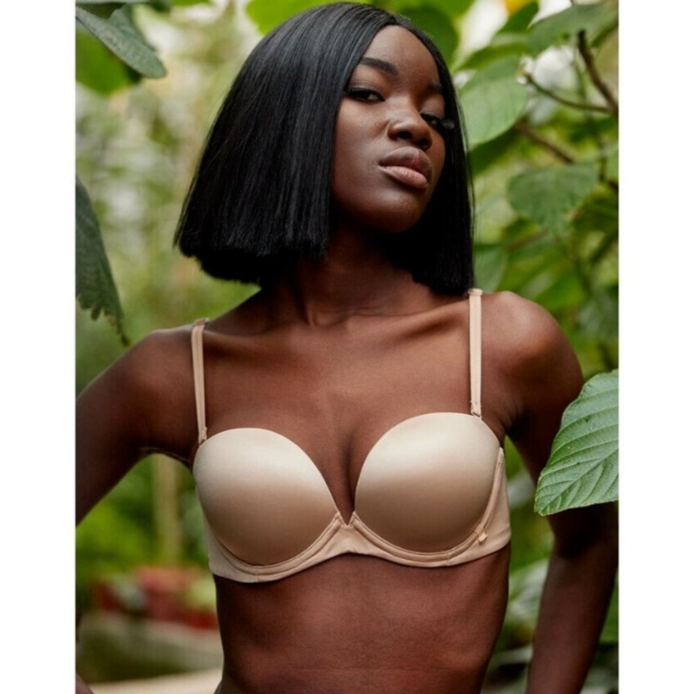 VICTORIAS SECRET LINED DEMI DOUBLE BRA 34 DD